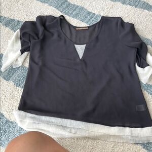 Women's gray and White Top